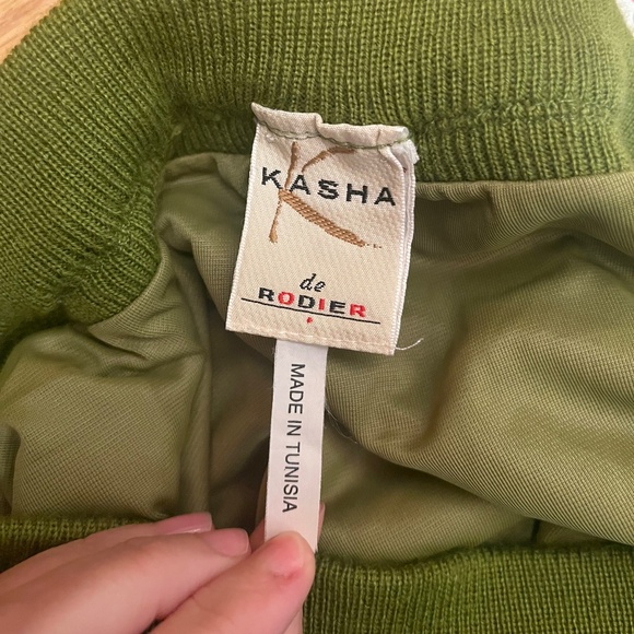 Vintage Kasha de Rodier 80s Women's Wool Sweater Skirt, Olive Green, Size 8 - Picture 5 of 9
